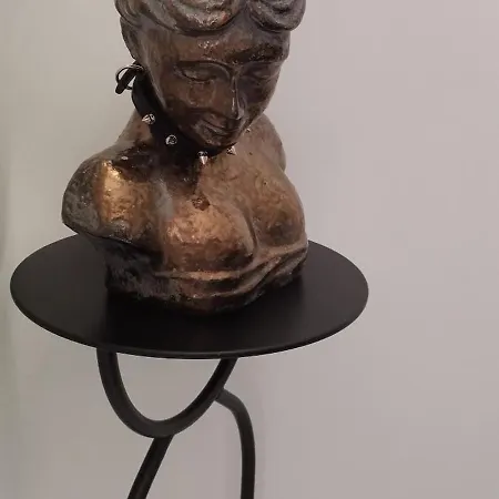 Naturist Deluxe - Le Boudoir Heliopolis