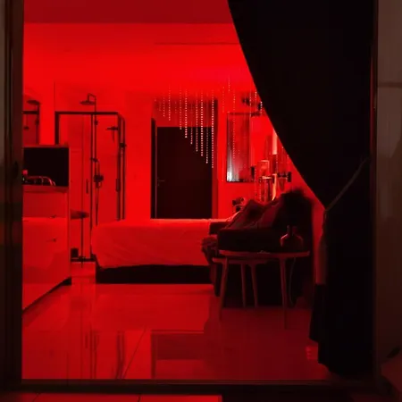 Naturist Deluxe - Le Boudoir Heliopolis *