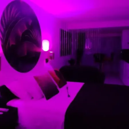 Apartment Le Boudoir - De Luxe Au Village Naturiste Renove 2025