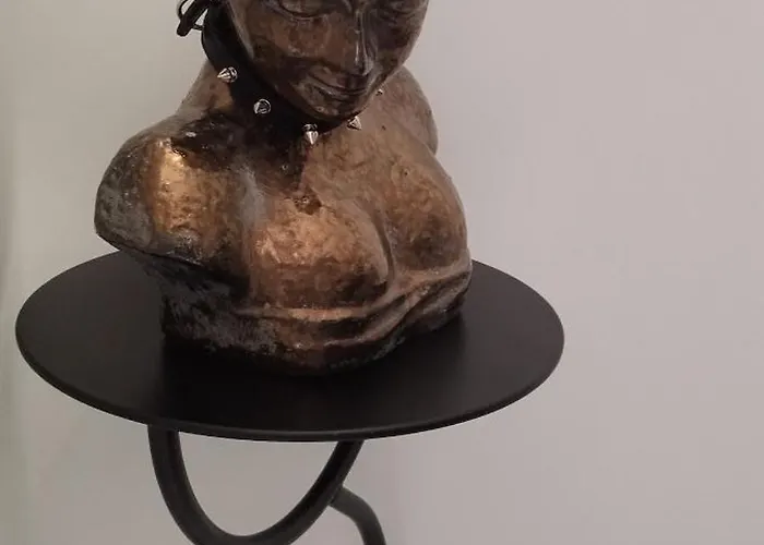 Naturist Deluxe - Le Boudoir Heliopolis