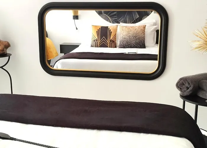 Naturist Deluxe - Le Boudoir Heliopolis *