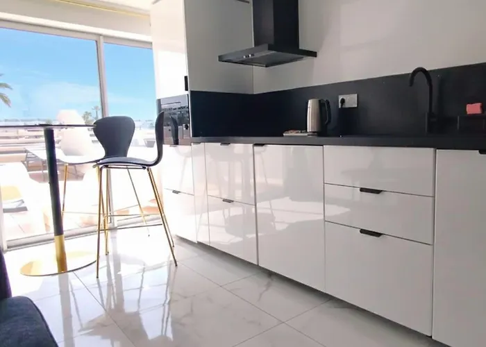 Naturist Deluxe - Le Boudoir Heliopolis アパート *